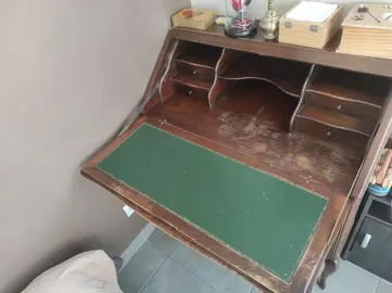 Secrétaire l'ancienne