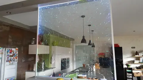 Vitre verre effet brisé 130x130 11mm