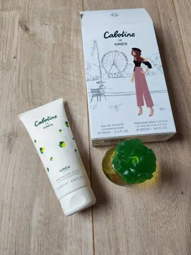 eau de toilette et crème corps