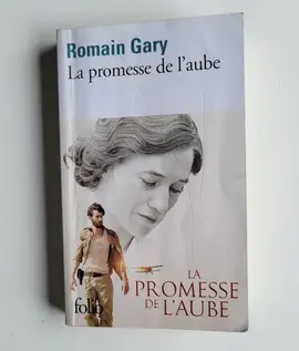 livre LA PROMESSE DE L'AUBE de romain gary