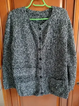 Veste tricotée à la main