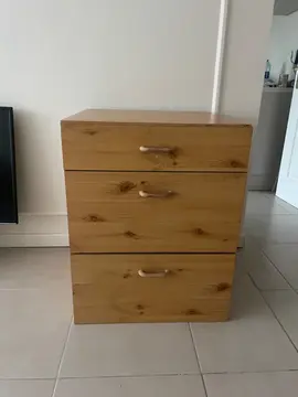 commode trois tiroirs