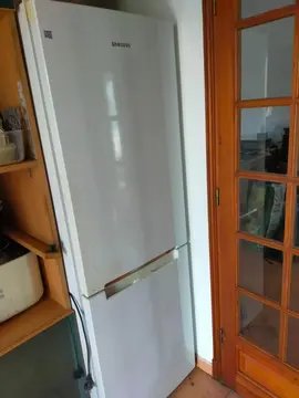 Grand frigo et congélateur SAMSUNG