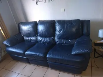 donne canapé+ 1 fauteuil mais pas livré à venir chercher avec une camionnette impérativement