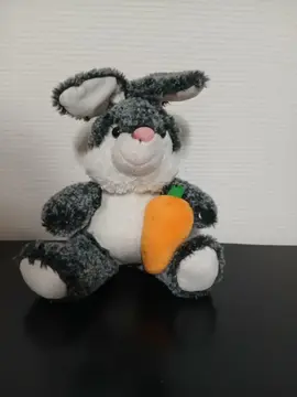 peluche lapin