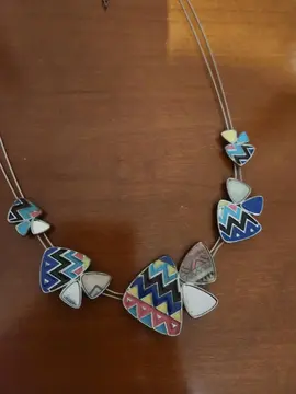 Collier fantaisie annonce 2