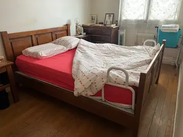 LIT BOIS MASSIF 140 cm X 190 cm