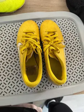 chaussures de foot taille 36,5