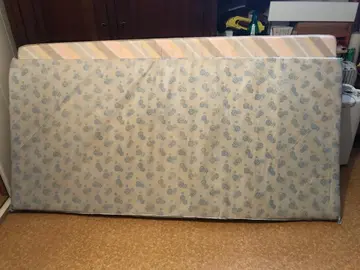 matelas mousse 90 x 190cm x 7cm env