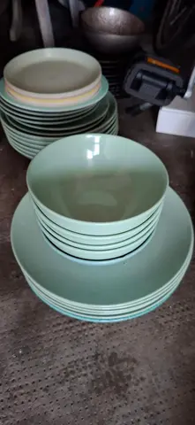 lots assiettes différents modèles