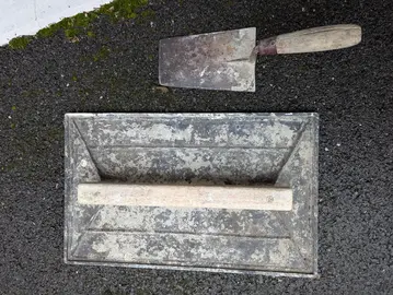 1 TALOCHE + 1 TRUELLE