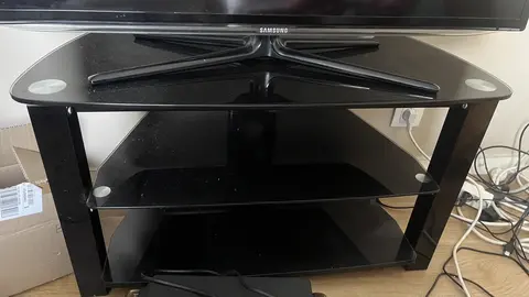 Meuble tv L = 80cm l = 40cm h = 45cm