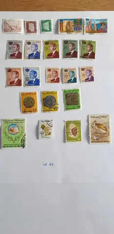 Lot de timbres Algérie, Maroc et Tunisie