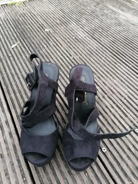 Sandales au talon 13 cm pointure 35