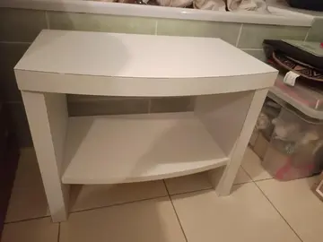 table de chevet ou table d'appoint