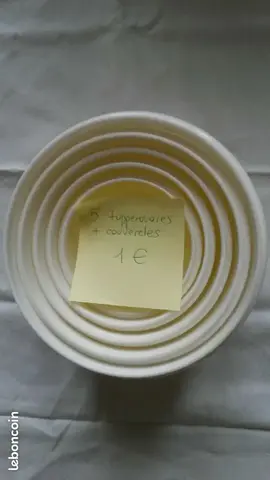 5 boites de conservation plastique