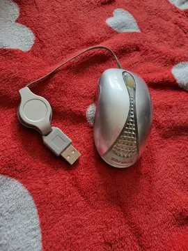 Souris filaire rétractable