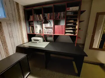 Grand Bureau / Bibliothèque BON ETAT + Imprimante / Scanner