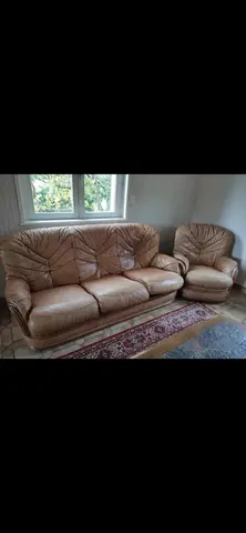 canapé et fauteuil en cuir