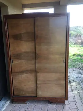 armoire - penderie en bois -
