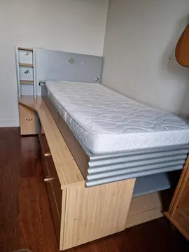 Lit enfant marque Gautier, avec matelas 90x200cm