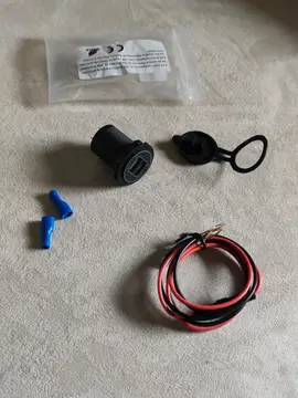 chargeur USB voiture