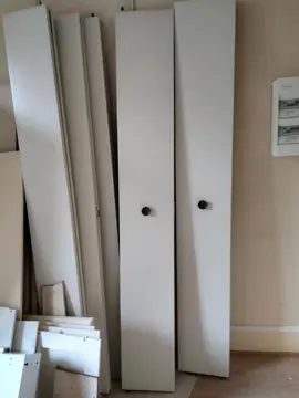 portes de placard métalliques