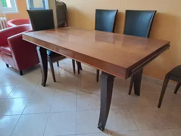 table et bahut
