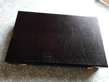 ancienne boîte à couverts