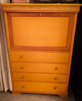 secrétaire jaune excellent état