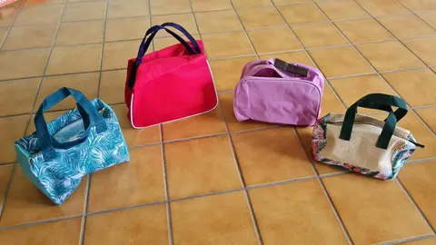 petites trousses de toilette voyage