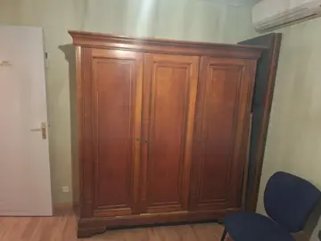 Armoire en bois