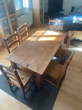 table en bois et ses 6 chaises