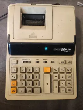 Calculatrice avec imprimante rouleaux