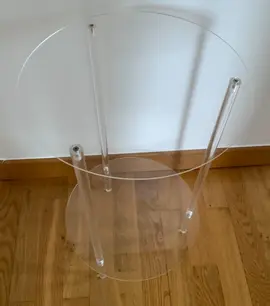Table d'appoint ronde en acrylique transparent neuve