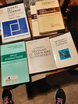 livres droit ou économie