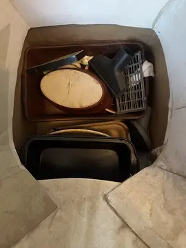 divers plats et autres ustensiles