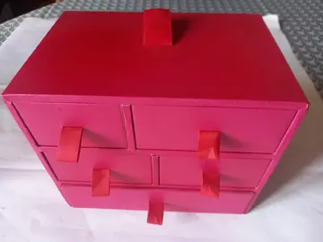 boîte de rangement rose à 5 tiroirs