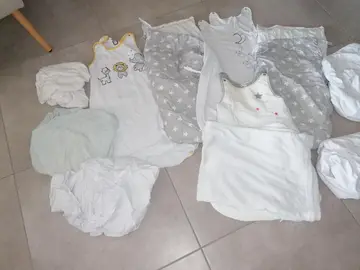Gigoteuses, draps, couverture, alèses bébé