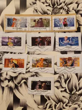 10 timbres Disney 100 ans 🦄