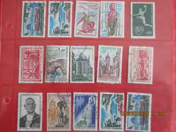 15 timbres oblitérés France 1970-1971