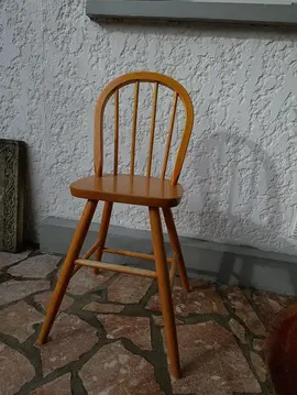 Chaise haute pour enfant