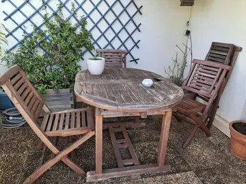 Table et chaises en teck