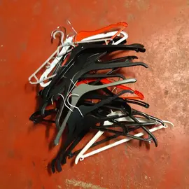 Lot de différents cintres