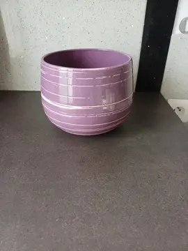 cachée pot en céramique rond