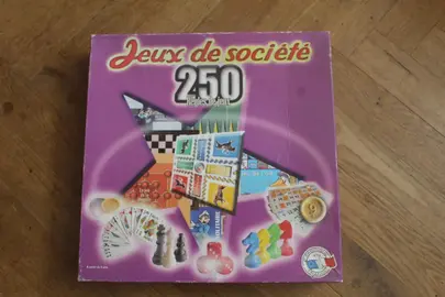 Set de jeux de société (incomplet)