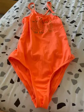 maillot de bain fille jamais utilisé