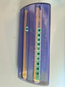 Cure-dent pour appareil à pile