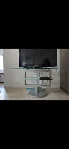 meuble TV en verre
