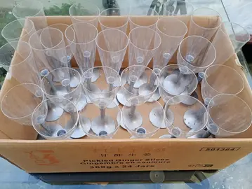 verres plastiques
